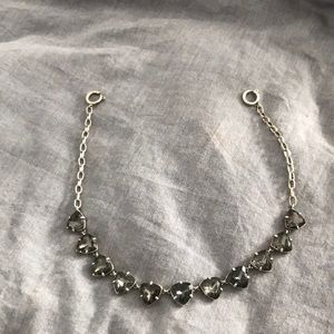 Simple statement necklace